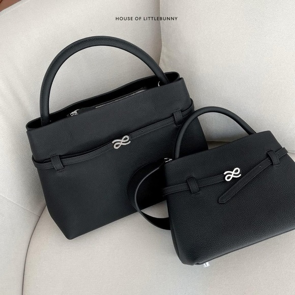 Cream Shoulder Bag with Silver Hardware and Top Handle - Picture 5 of 6